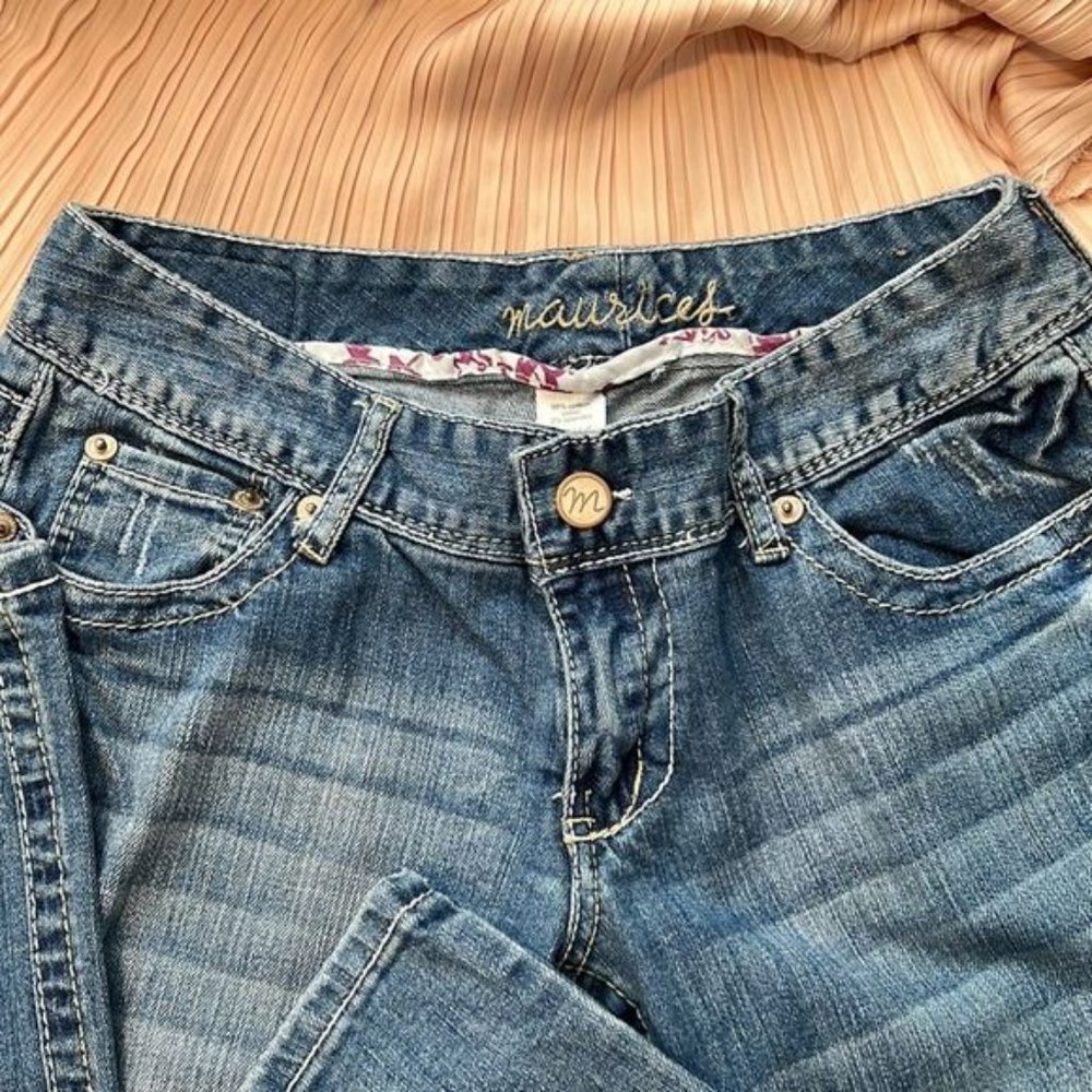 EUC Maurices Wide Leg, soft blue jeans, stone washed color 5/6 Long
